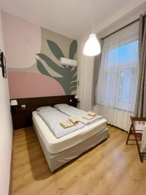 12# Sunflower Cozy Apartment